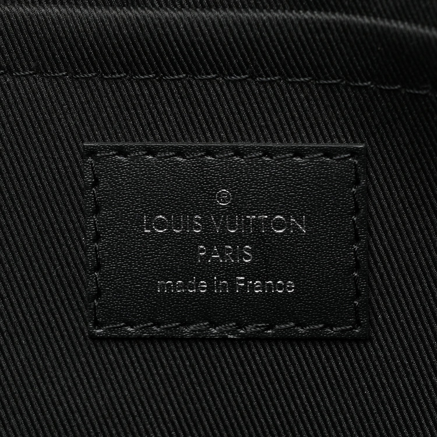 Louis Vuitton Monogram Eclipse Discovery Pochette GM 5 of 5