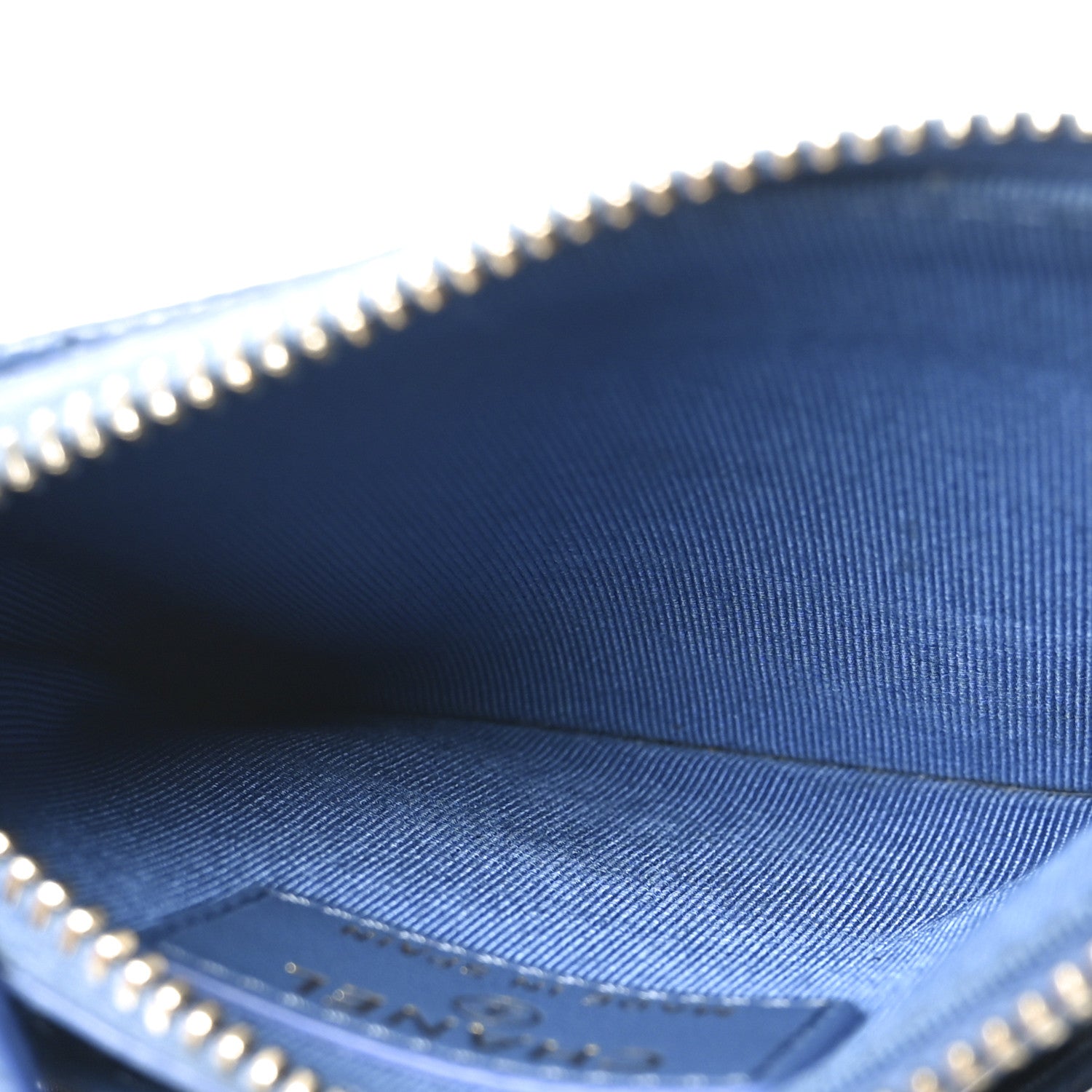 Chanel Caviar Quilted CC Zip Card Holder Blue 4 of 9