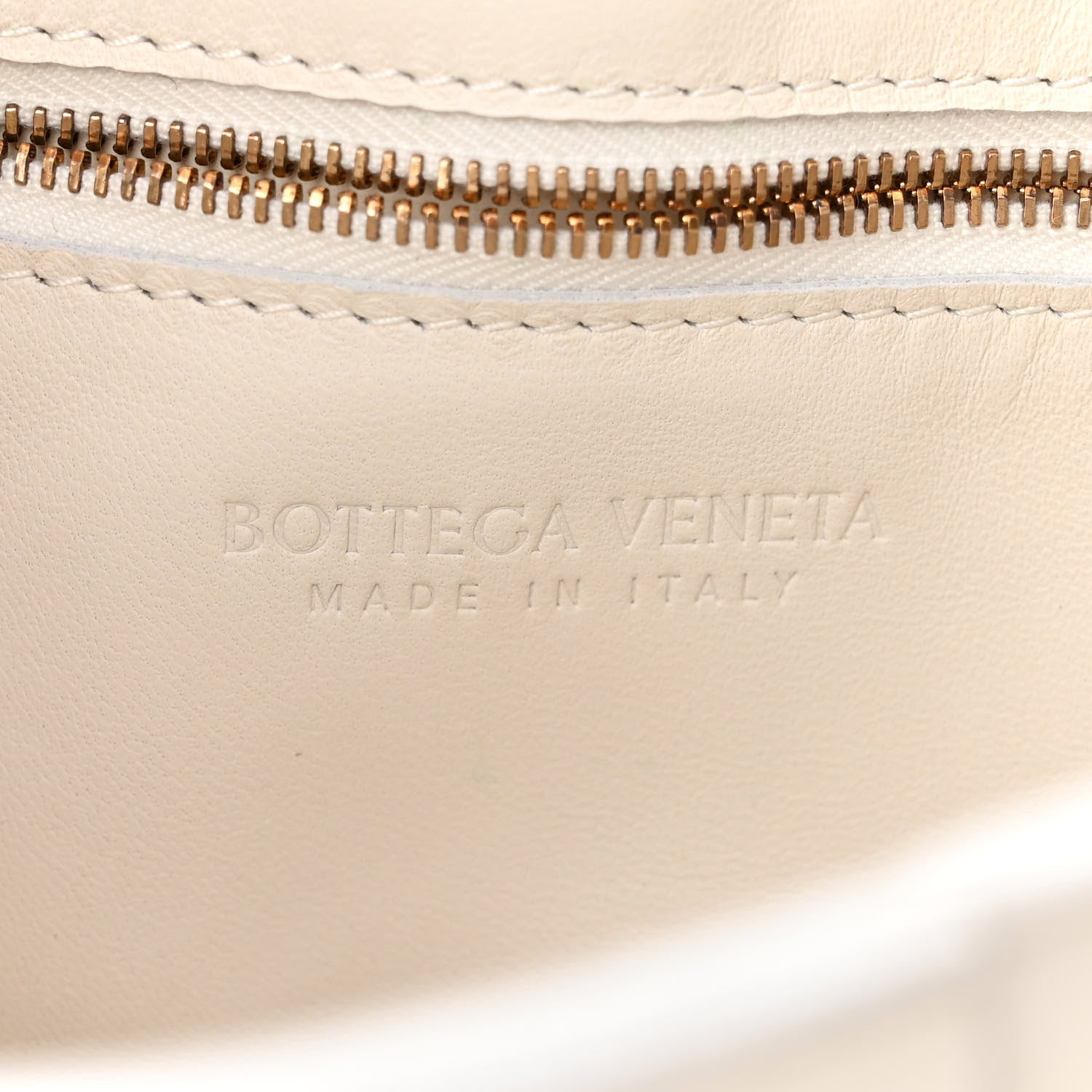 Bottega Veneta Lambskin Maxi Intrecciato Cassette Crossbody Bag White 6 of 10