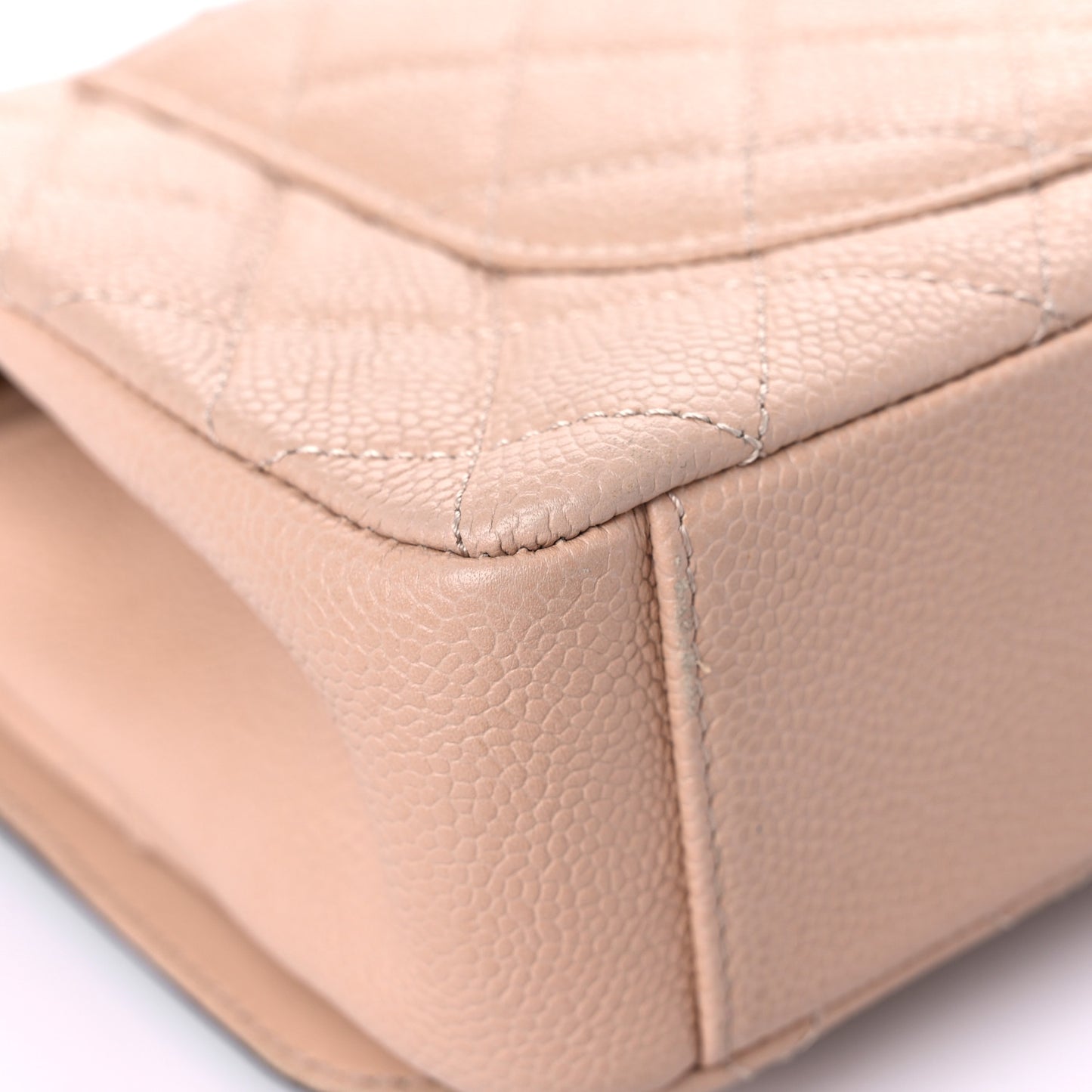 Caviar Quilted Medium CC Filigree Flap Beige Black