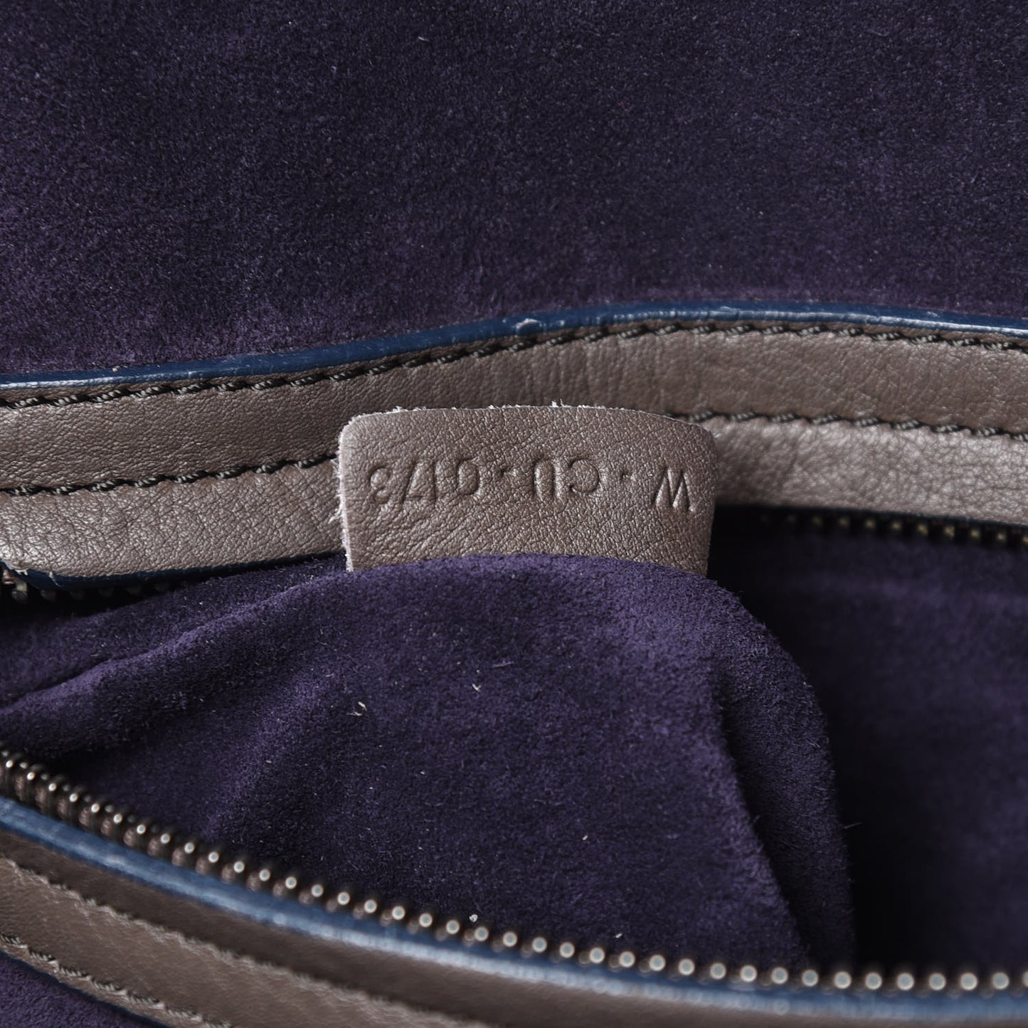 Supple Calfskin Medium Phantom Luggage Anthracite