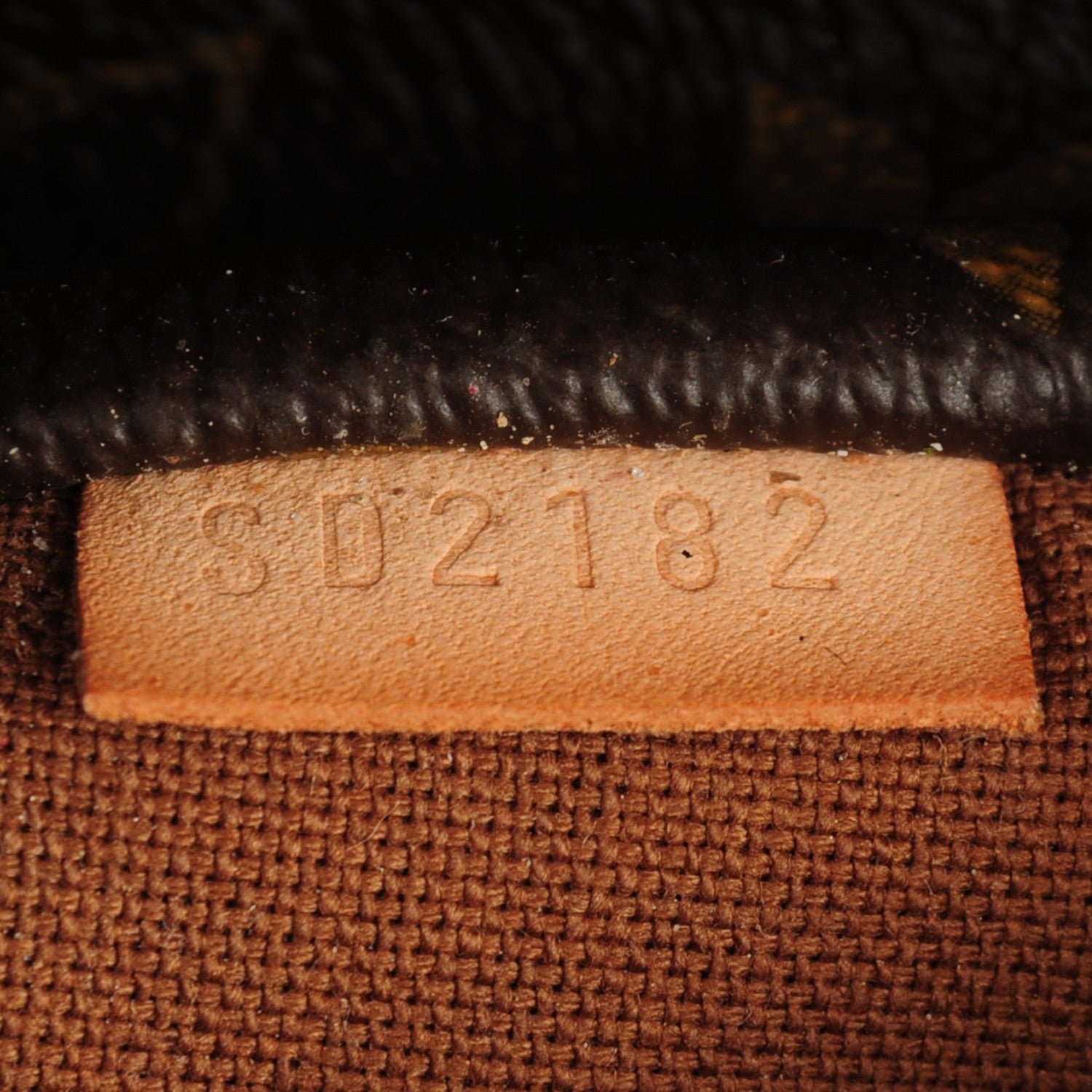 Louis Vuitton Monogram Totally MM 8 of 15