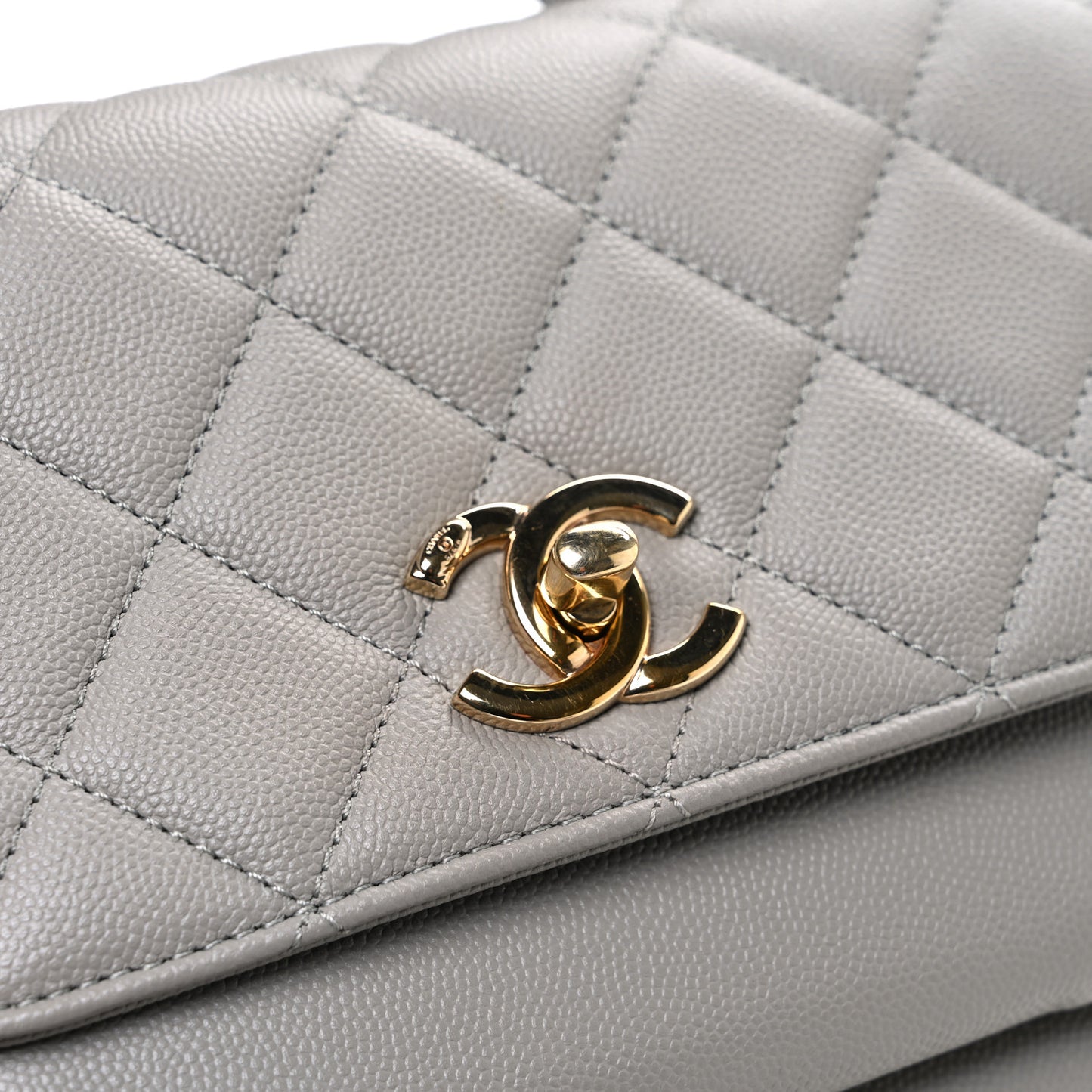 Caviar Quilted Small Business Affinity Flap Grey