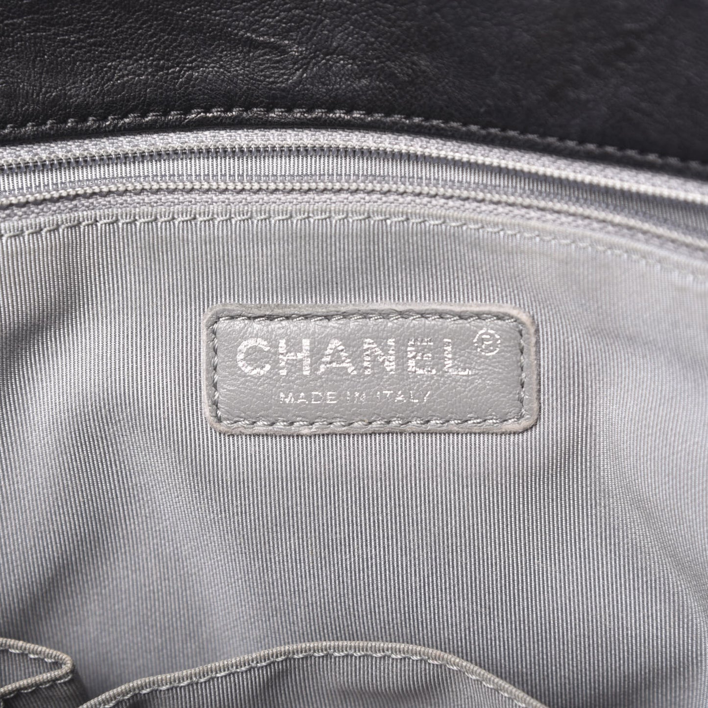 Washed Lambskin Quilted Maxi Chain Around Flap Black