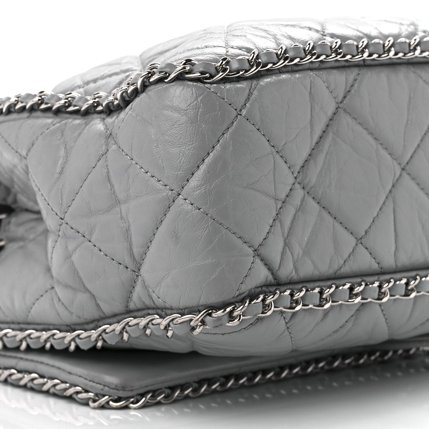 Crumpled Calfskin Large Chain All Over Flap Grey