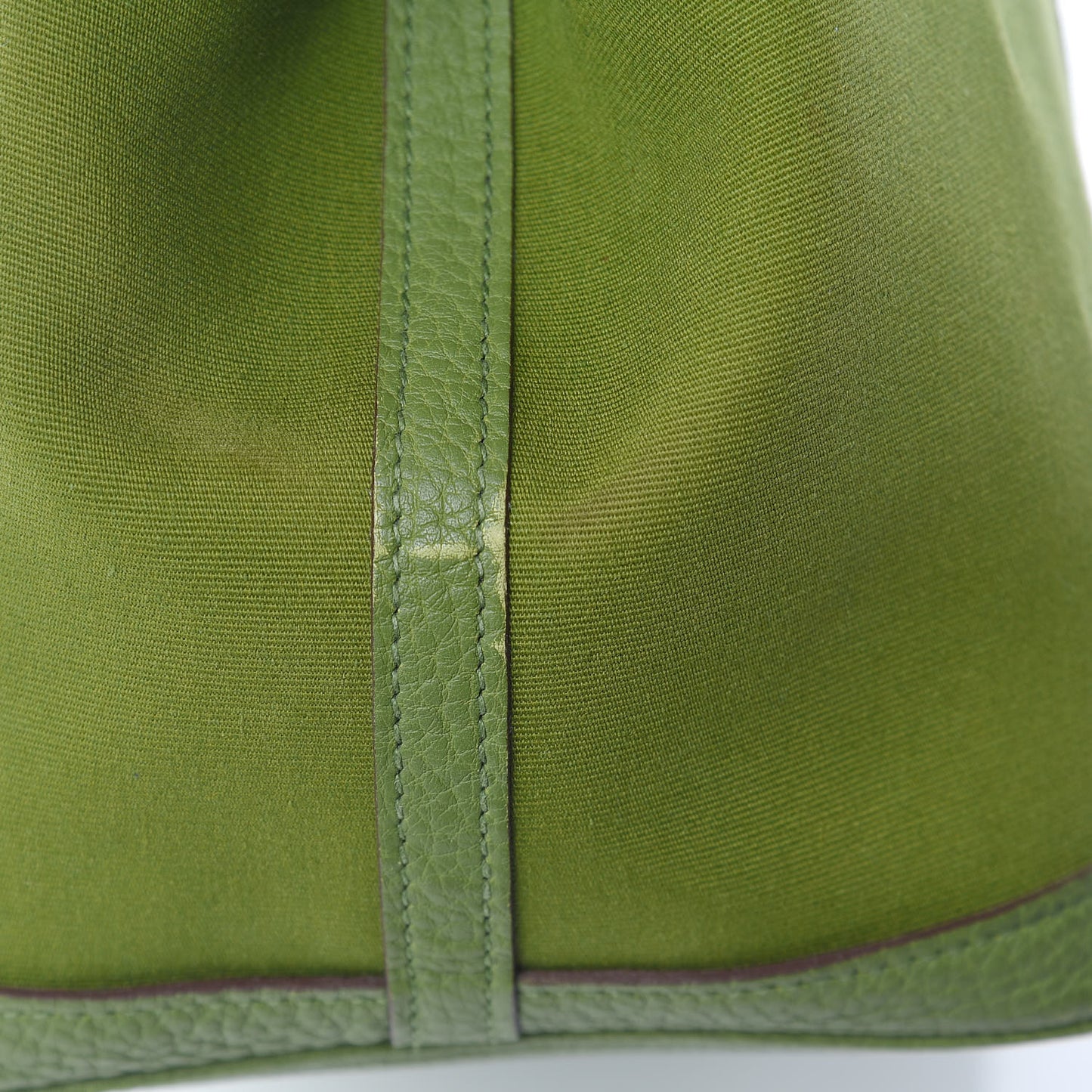Toile Buffle Gala Garden Party 36 MM Tote Vert Anis