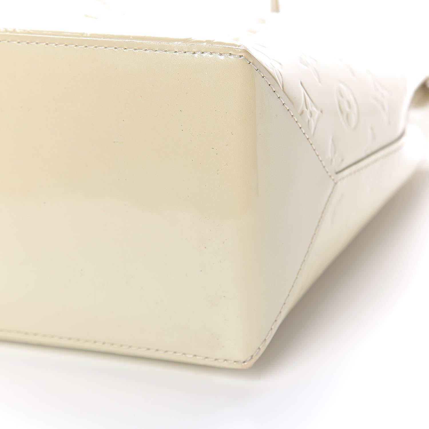 Louis Vuitton Vernis Wilshire MM Blanc Corail 9 of 12