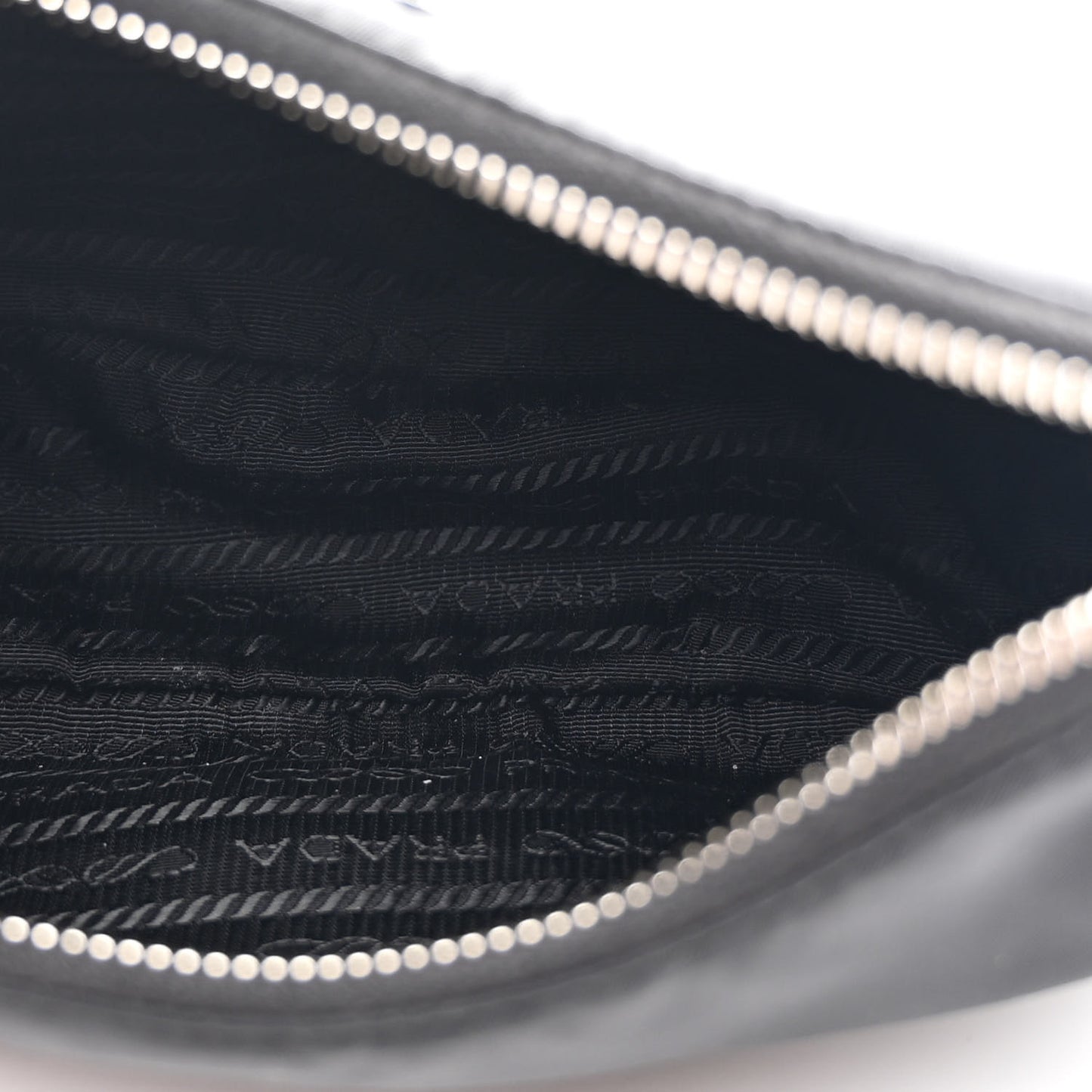 Re-Nylon Saffiano Re-Edition 2005 Shoulder Black