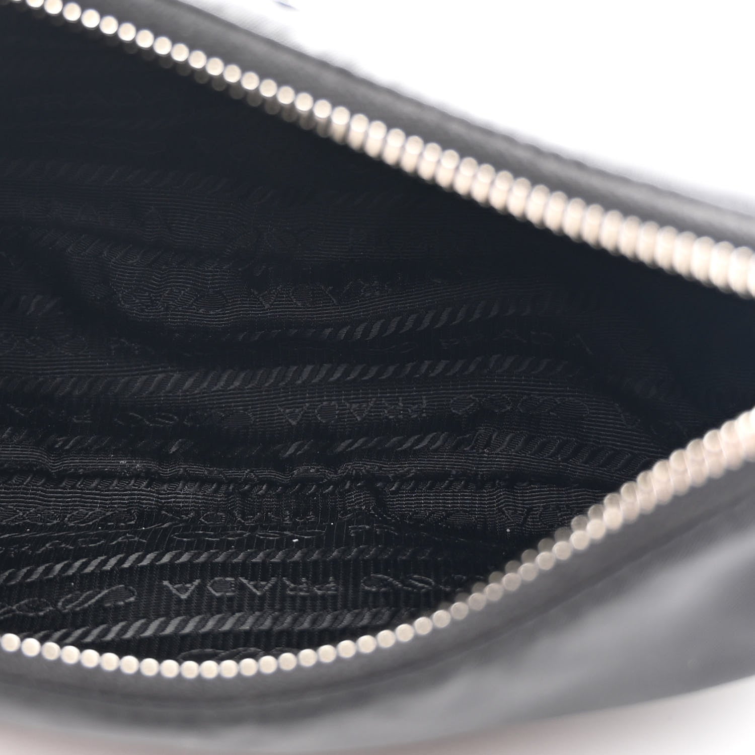 Prada Re-Nylon Saffiano Re-Edition 2005 Shoulder Black 4 of 10