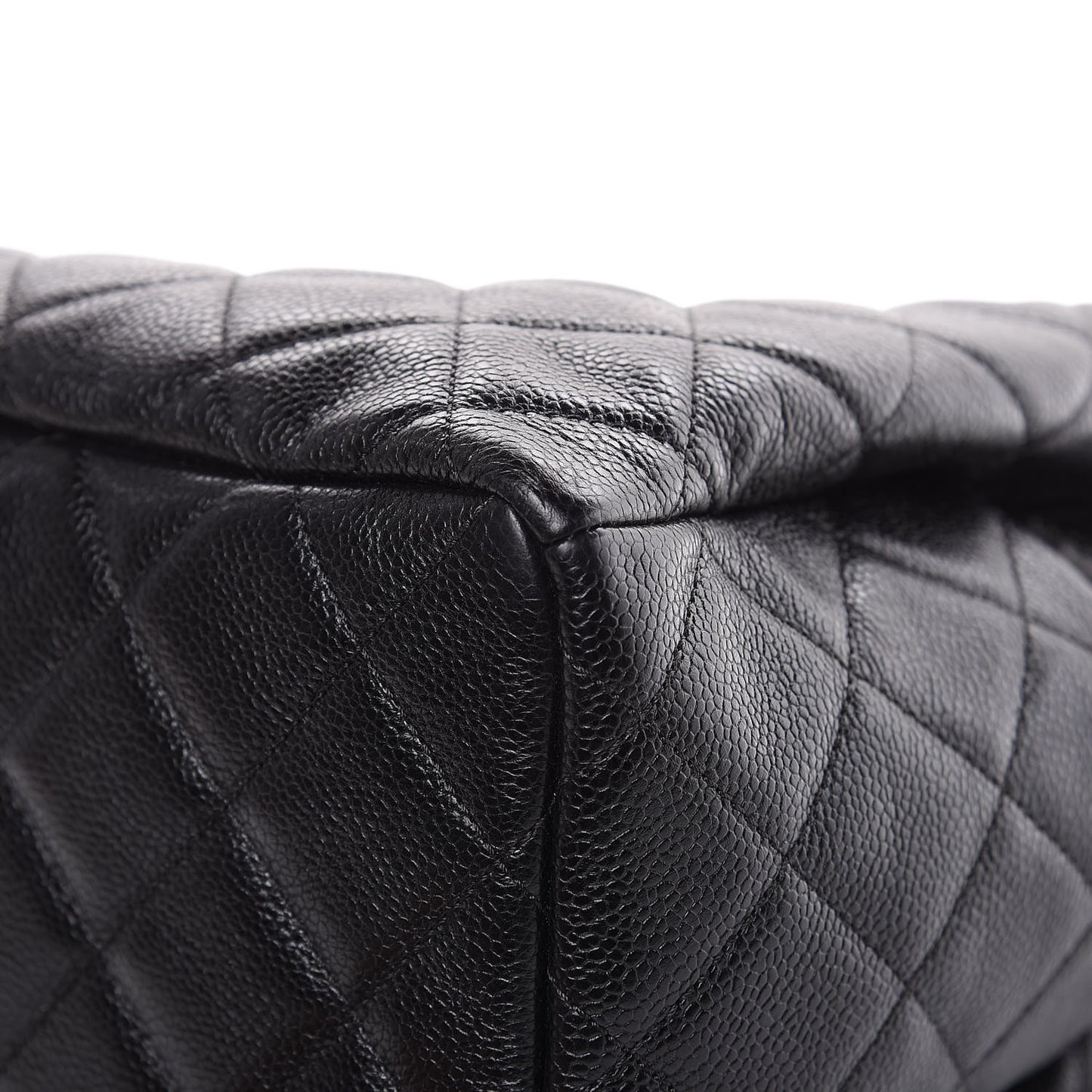 Grained Calfskin Quilted Medium CC Chain Bucket Drawstring Bag Black