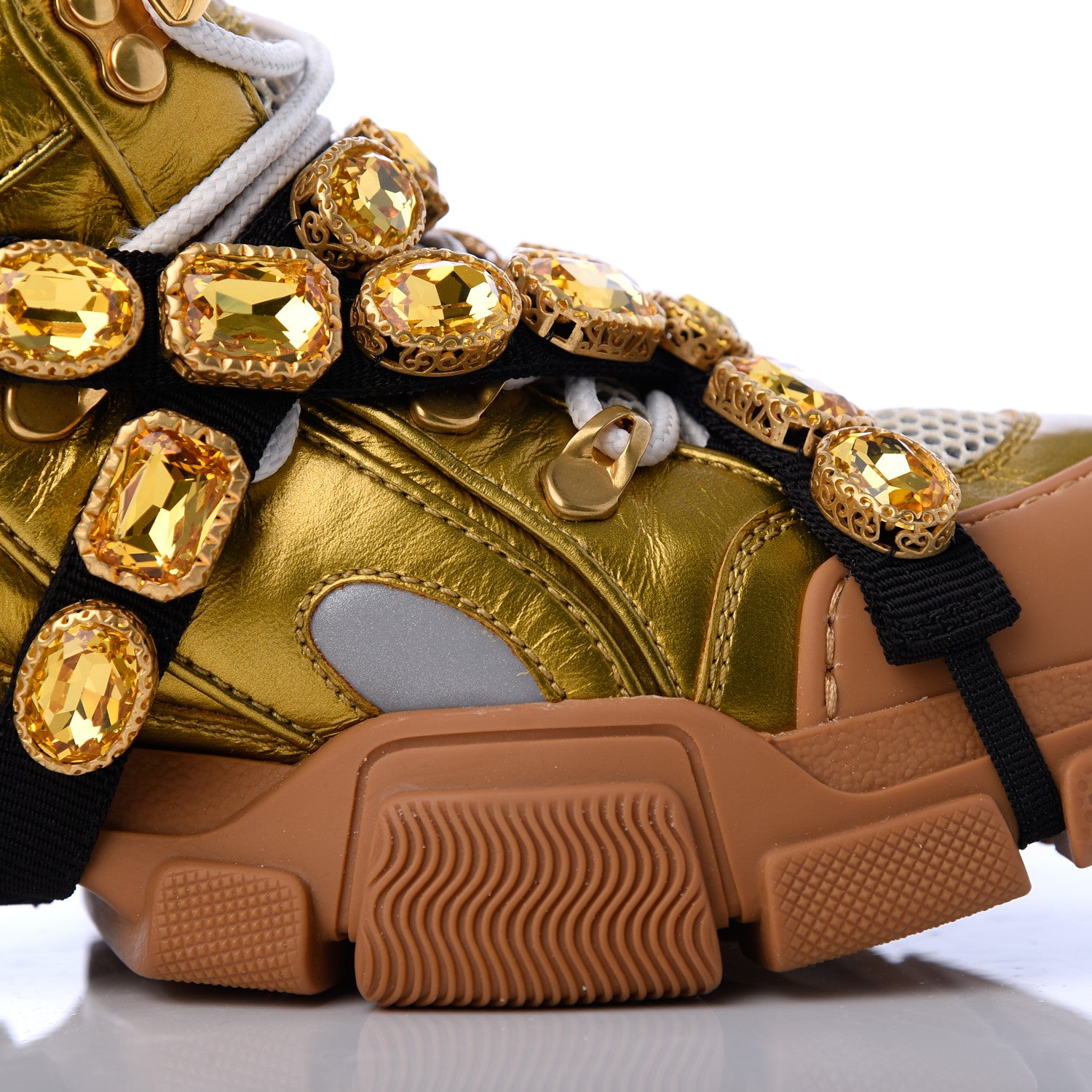 Gucci X SEGA Metallic Calfskin Mesh Removable Crystals Womens Flashtrek Sneakers 39 Oro Vecchio Mystic White Silver 11 of 19