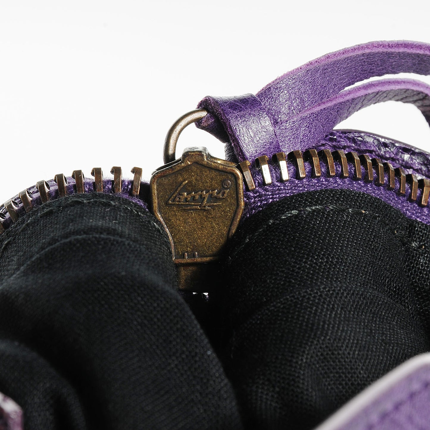 Chevre Porte Toilette Makeup Clutch Violet