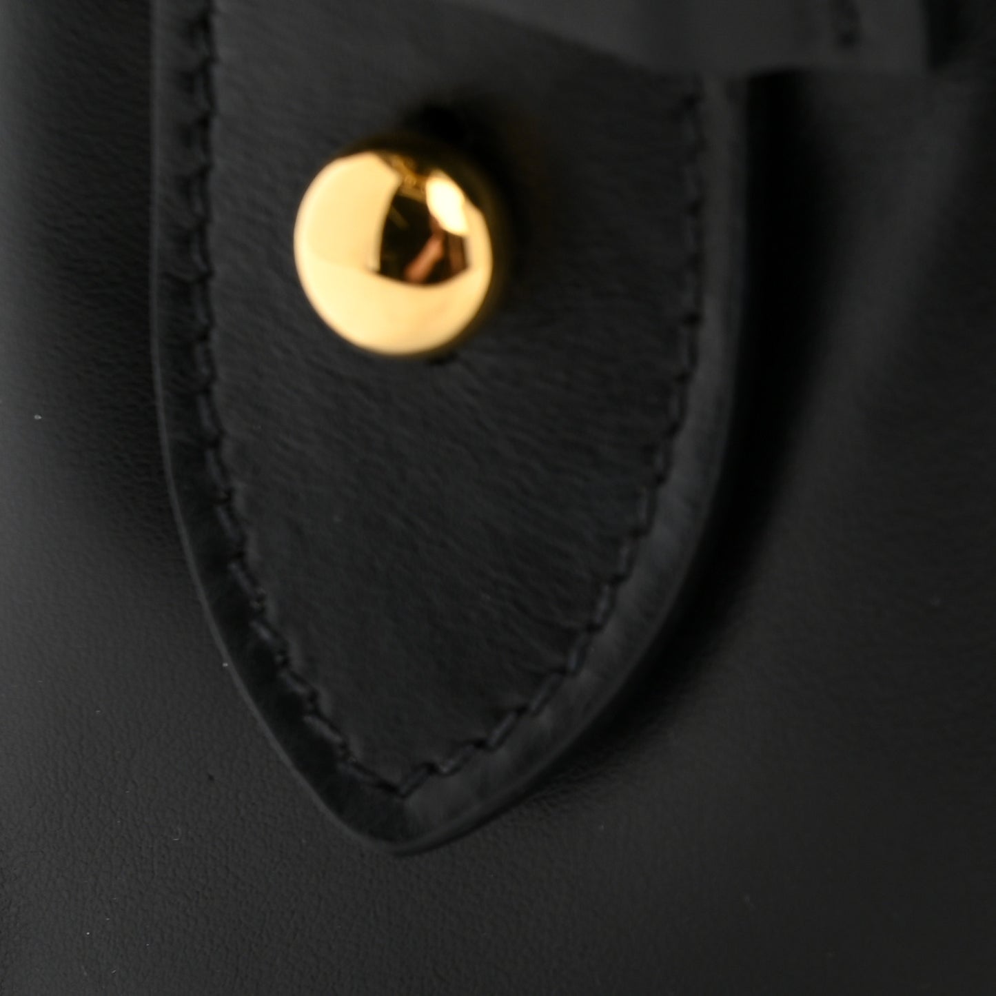 City Calf Esplanade Shoulder Bag Black