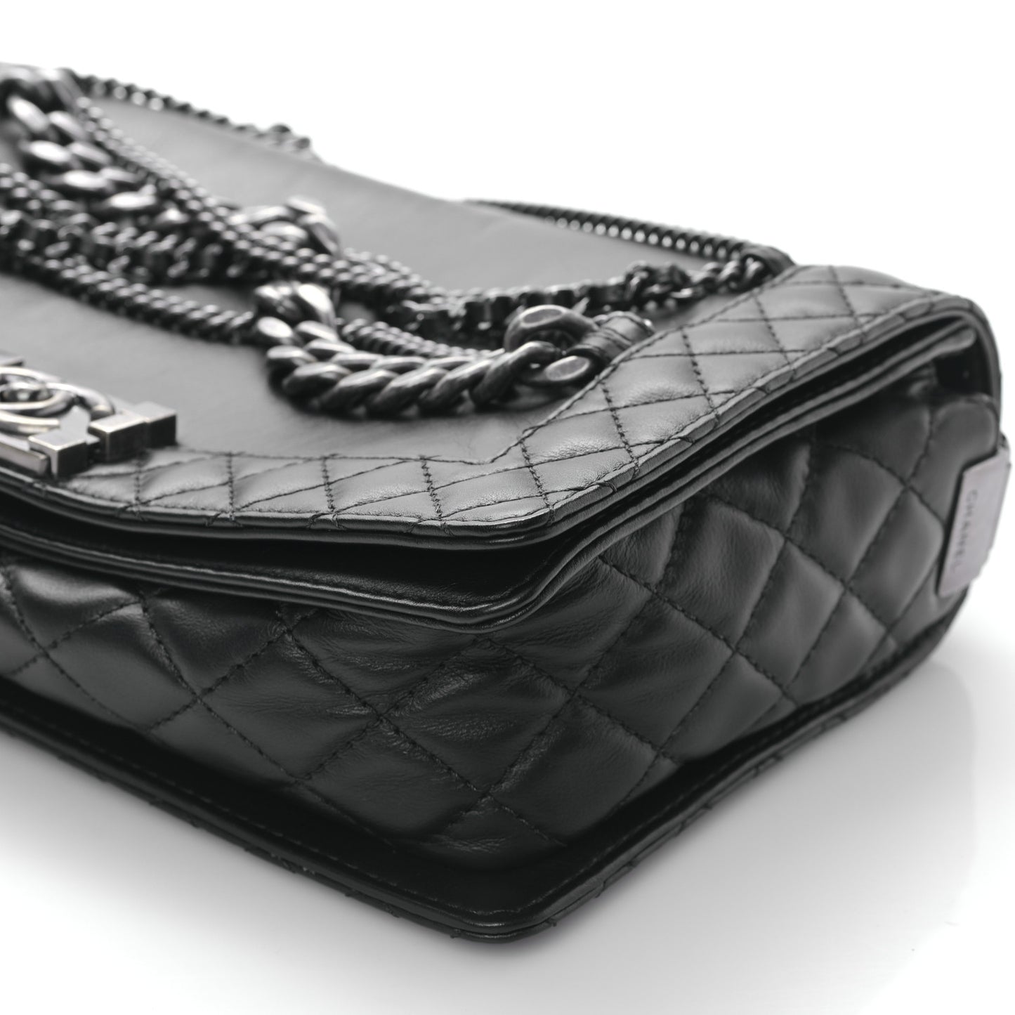 Calfskin Enchained New Medium Boy Flap Black