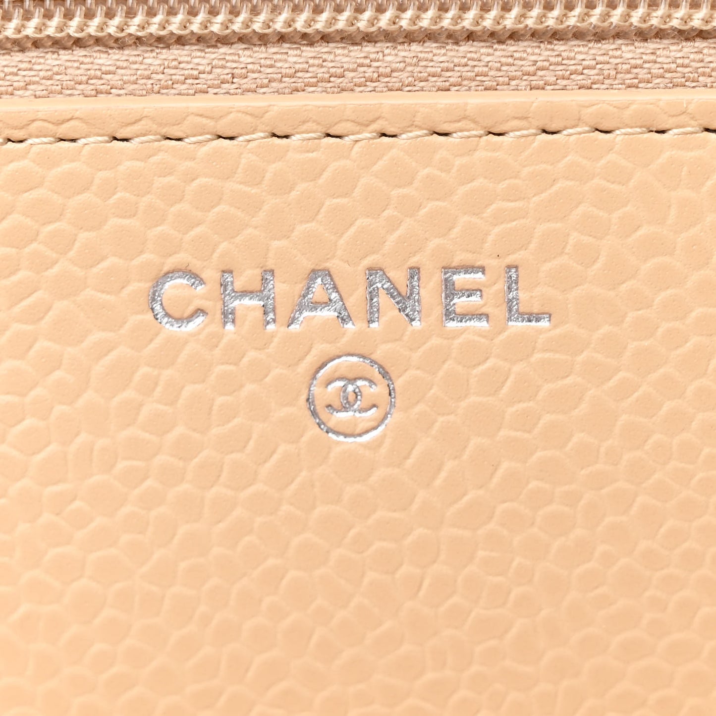 Caviar Quilted Wallet on Chain WOC Beige