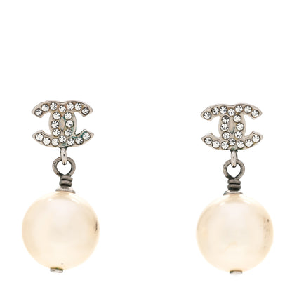 Chanel crystal CC pearl earrings 1 of 7
