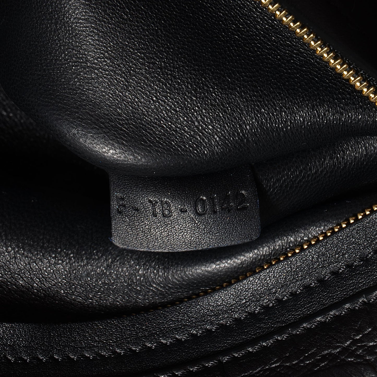 Crocodile Embossed Medium Trapeze Black