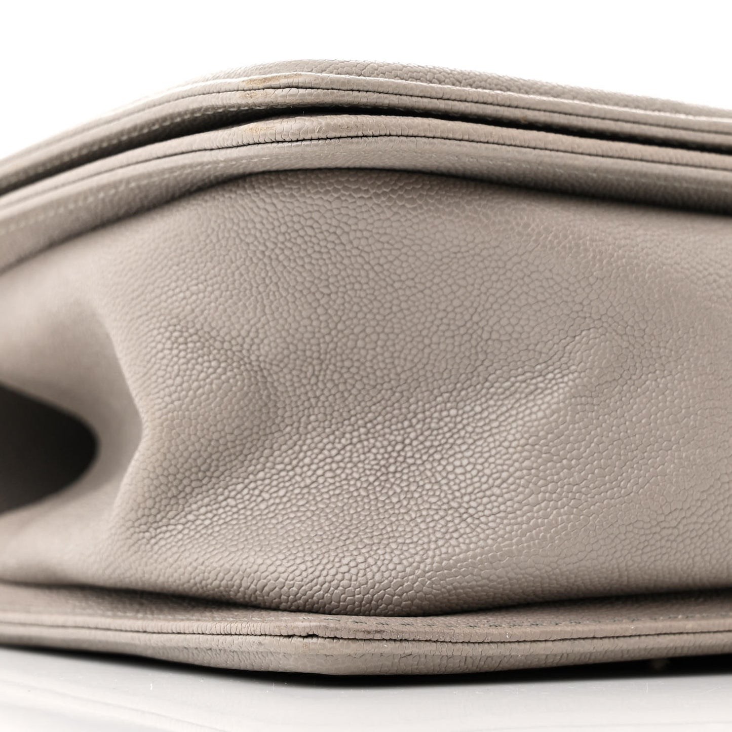 Caviar Quilted Medium Boy Flap Grey