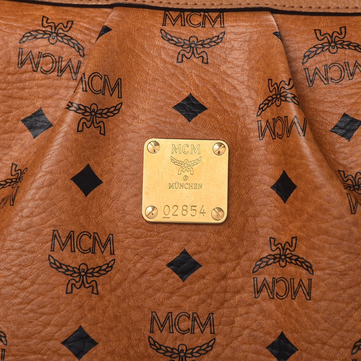 Visetos Medium Essentials Shopper Tote Cognac