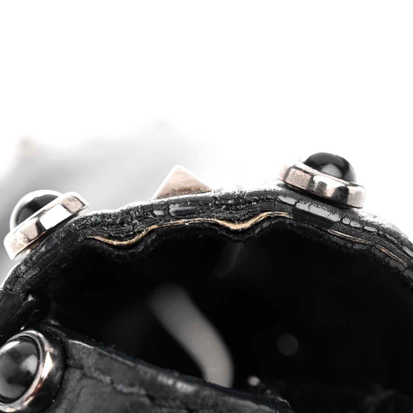 Pebbled Calfskin Onyx Medium Rockstud Rolling Flap Saddle Bag Black