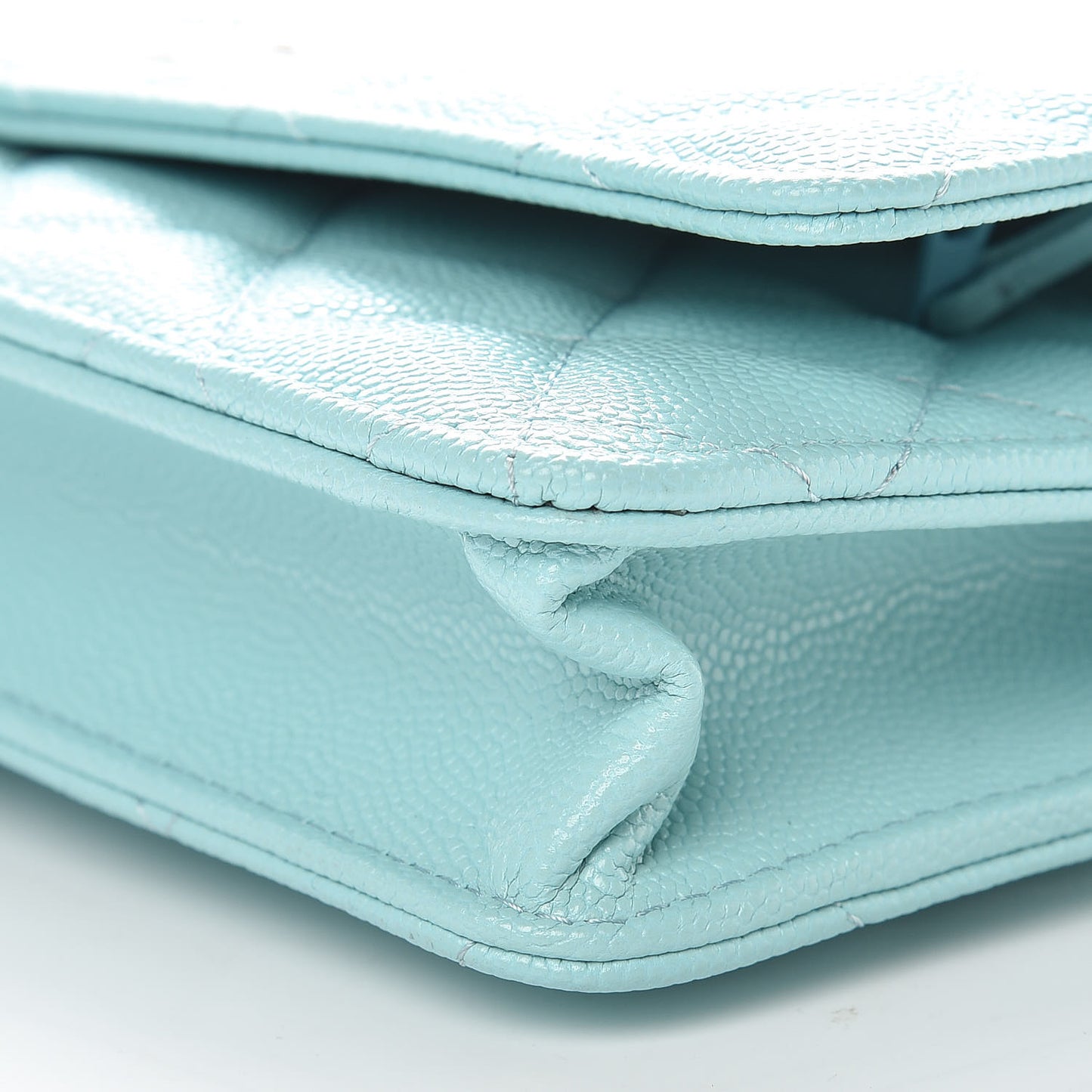 Caviar Quilted Wallet On Chain WOC Light Blue