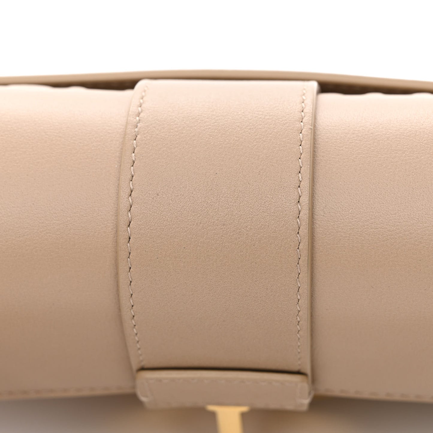 Grained Calfskin 30 Montaigne East West Chain Flap Bag Hazelnut