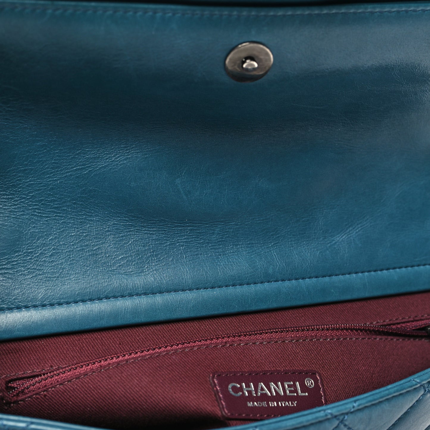 Calfskin Quilted Large Single Flap Bleu