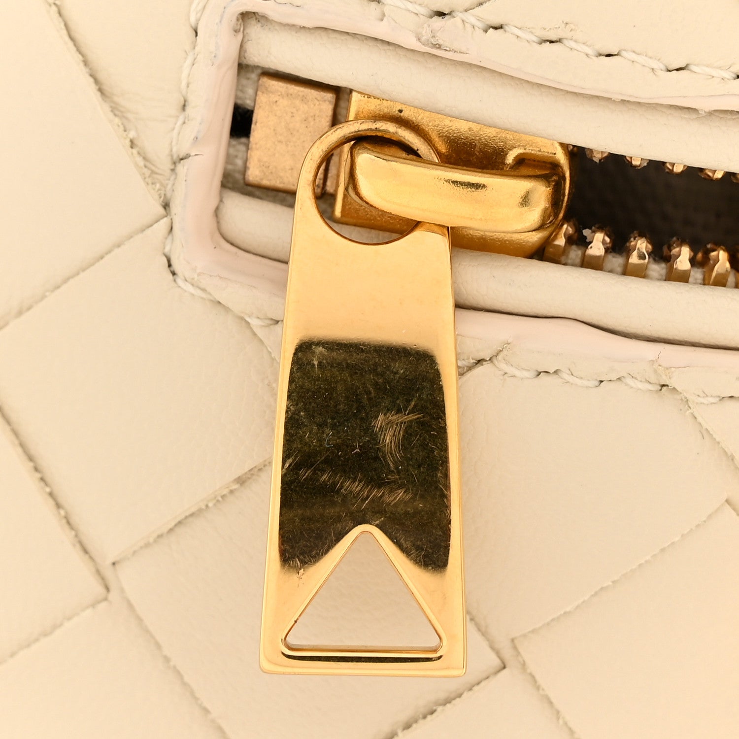 Bottega Veneta Calfskin Intrecciato Bang Bang Vanity Case Sea Salt 15 of 15