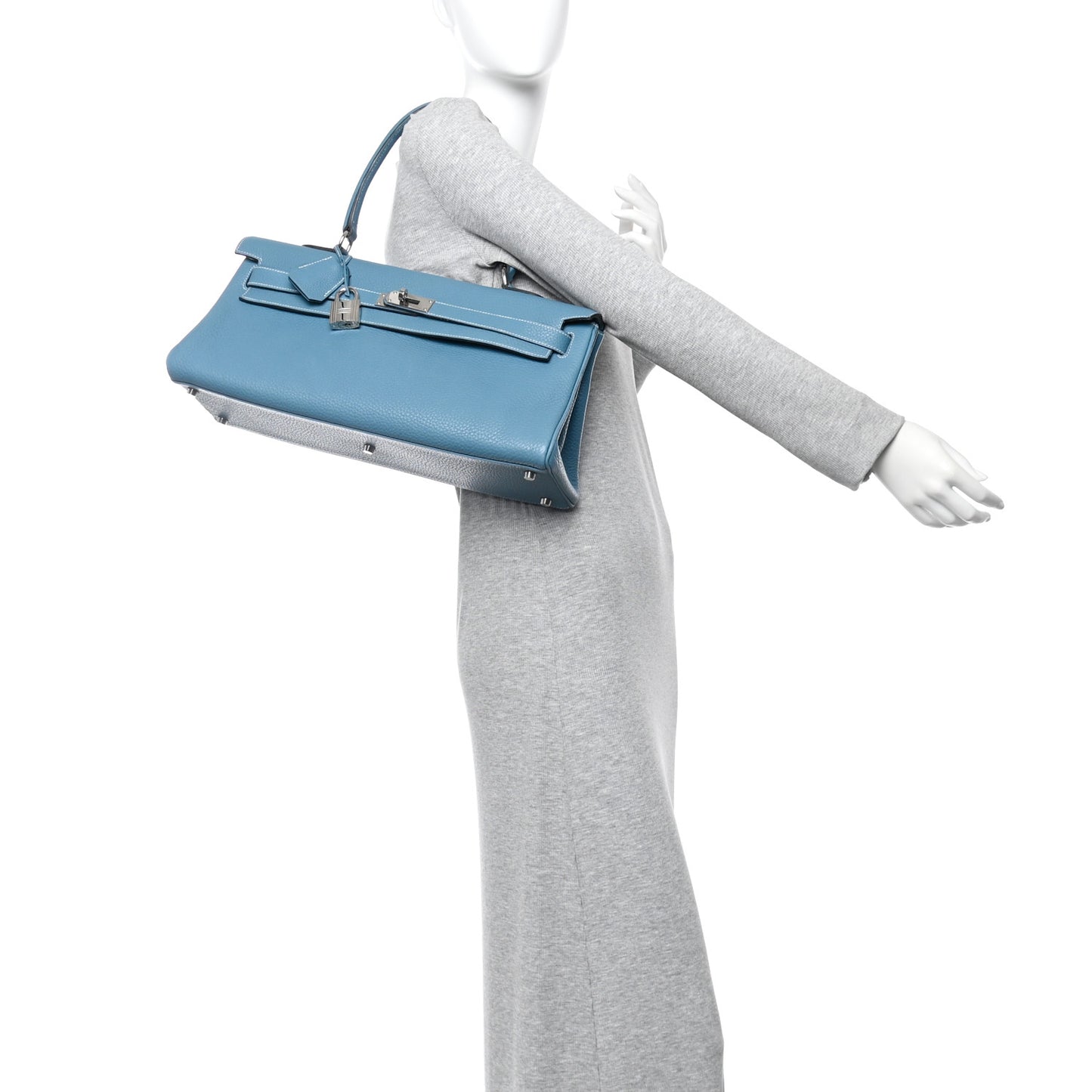 Taurillon Clemence Shoulder Kelly 42 Blue Jean