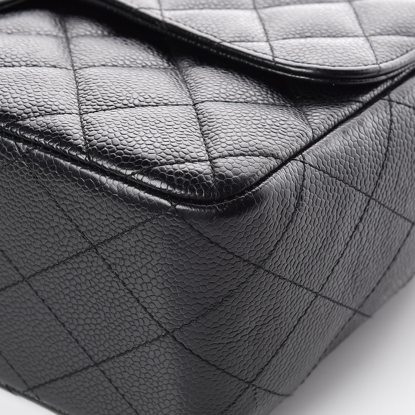 Caviar Quilted Jumbo Single Flap Black