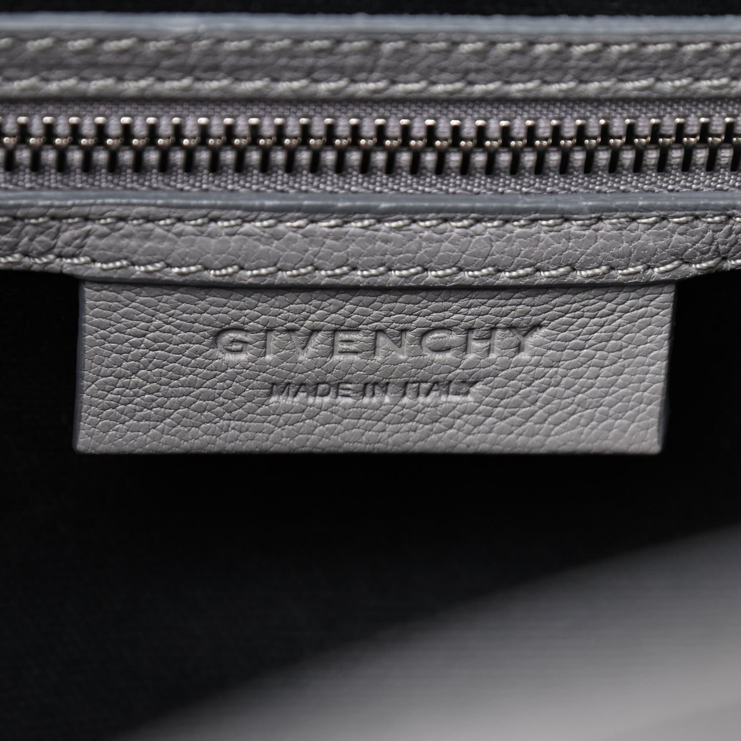 Sugar Goatskin Small Antigona Pearl Grey