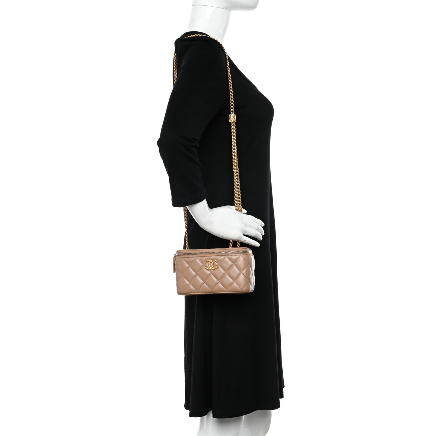 Lambskin Quilted Pearl Crush Small Vanity Case With Chain Beige