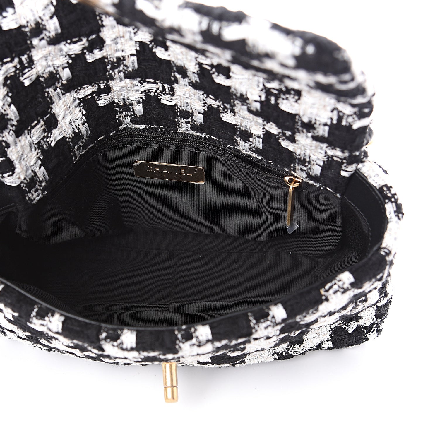 Tweed Quilted Medium 19 Flap Black Ecru White