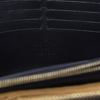 Louis Vuitton Suhali Zippy Wallet Black 5 of 10