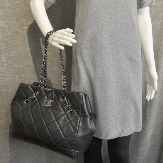 Chanel Caviar Quilted Large Cells Shopping Tote Black 3 of 10