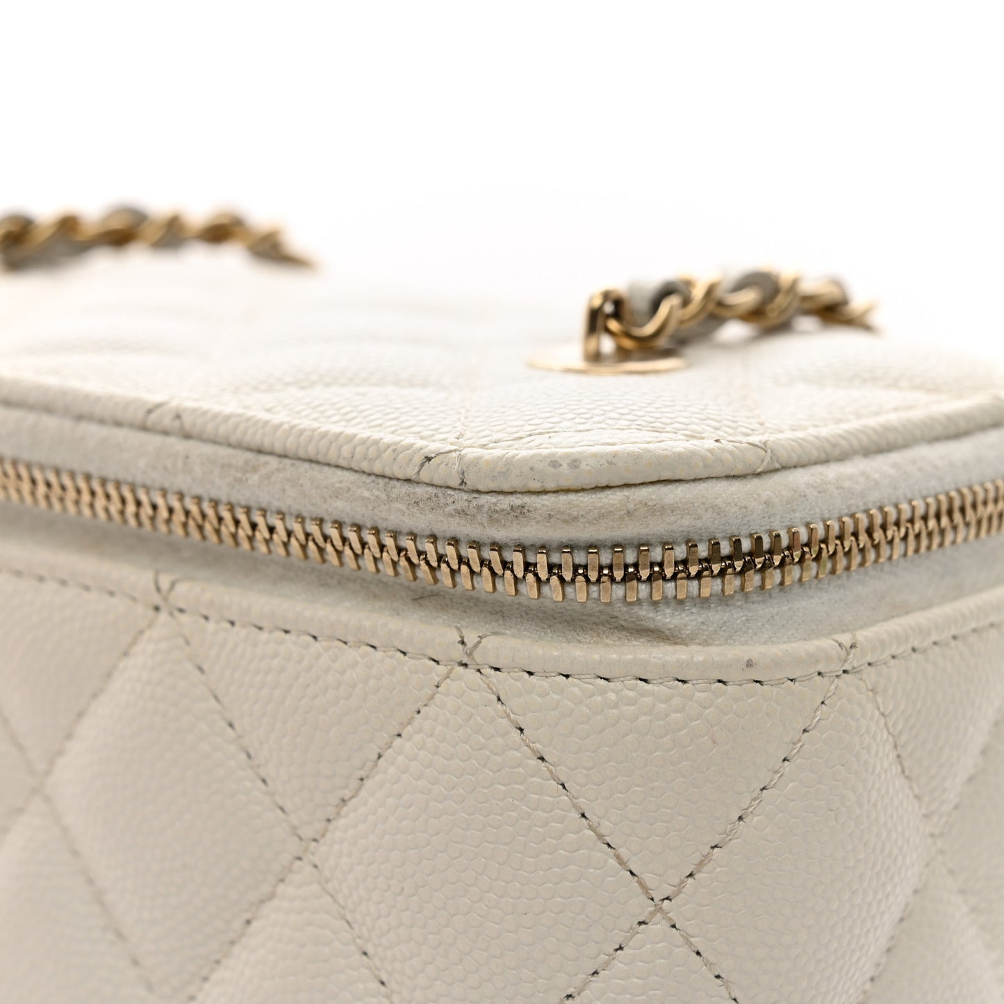 Caviar Quilted Small Vanity Case With Chain White