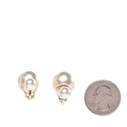 Christian Dior Pearl Clip On Earrings Cream 2 of 4