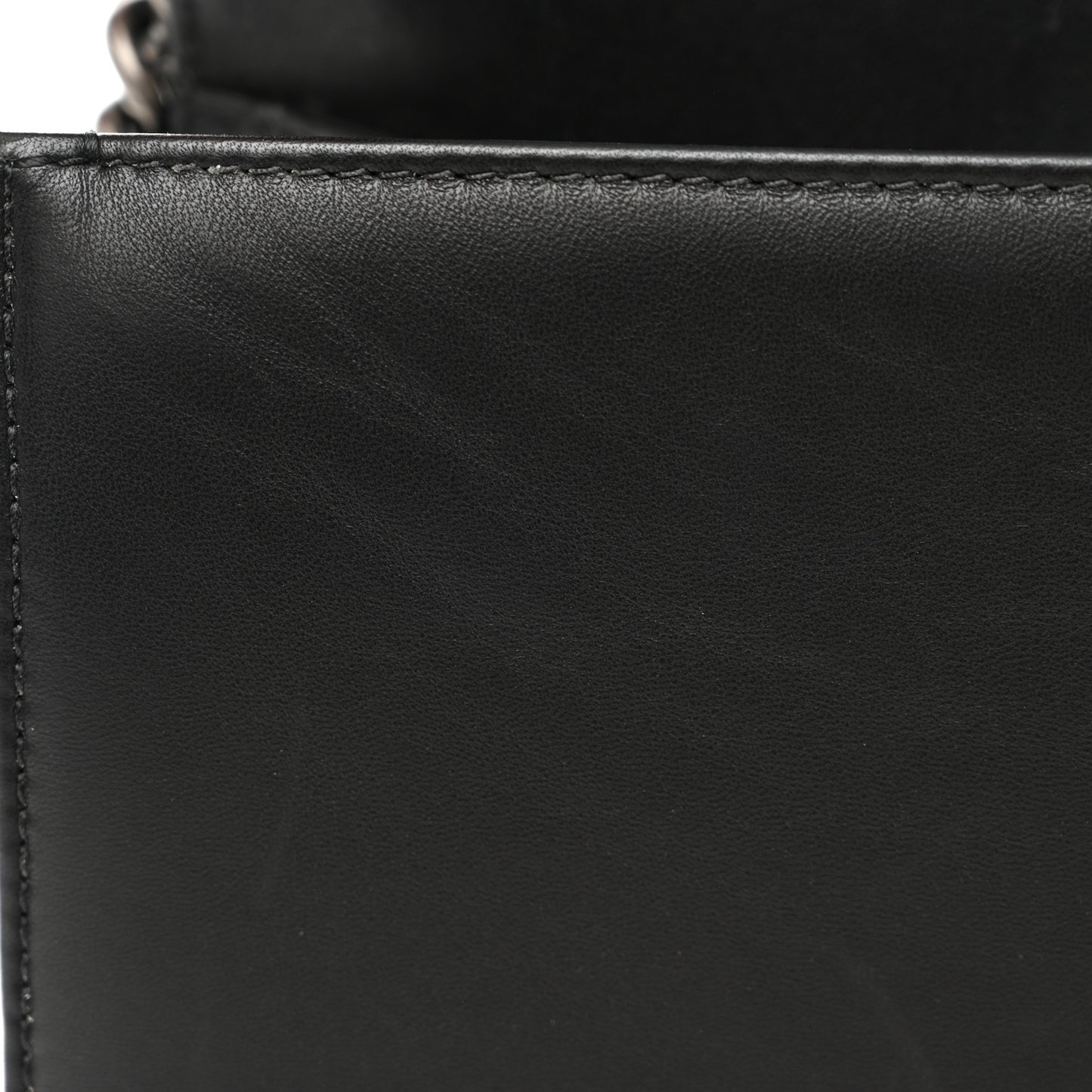 Lambskin Geometric Chevron Quilted Medium Boy Flap Black