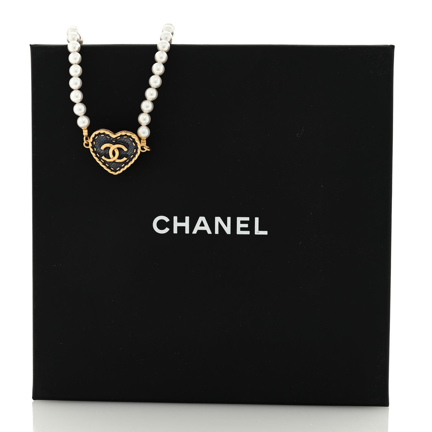 Pearl CC Heart Choker Necklace Gold