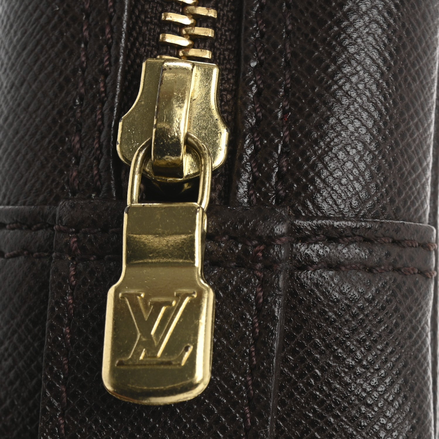 Louis Vuitton Damier Ebene Trousse Toilette 28 10 of 10