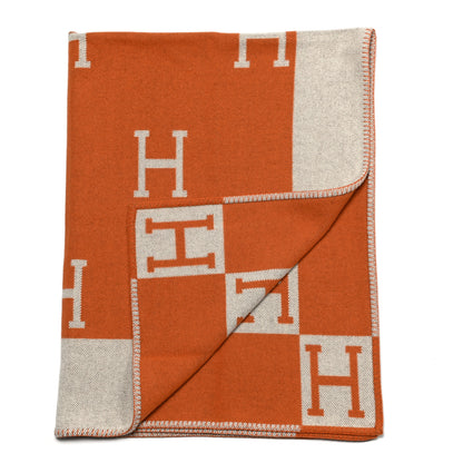 Hermes Wool Cashmere Signature Classic Avalon Blanket Ecru Potiron 2 of 3