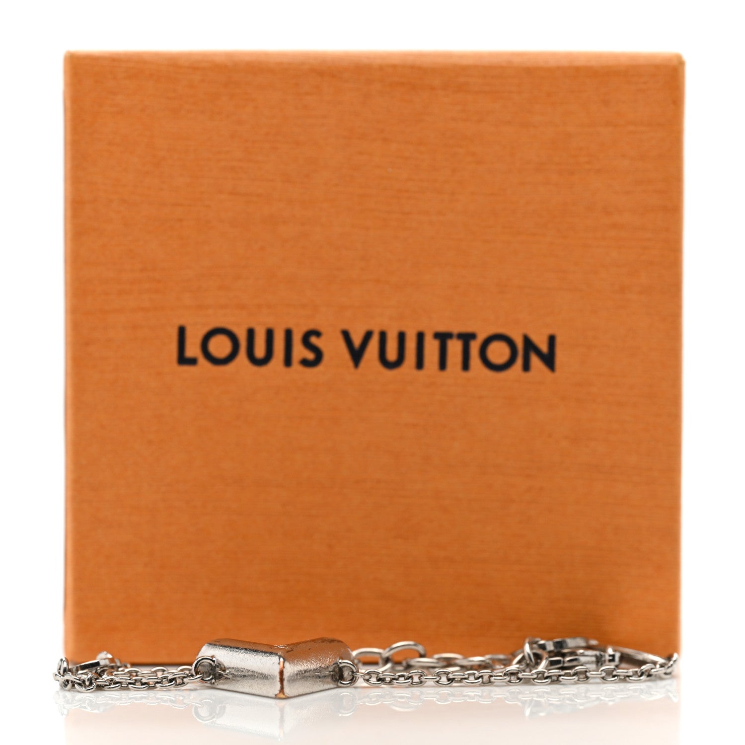 Louis Vuitton Essential V Supple Bracelet Silver 6 of 6