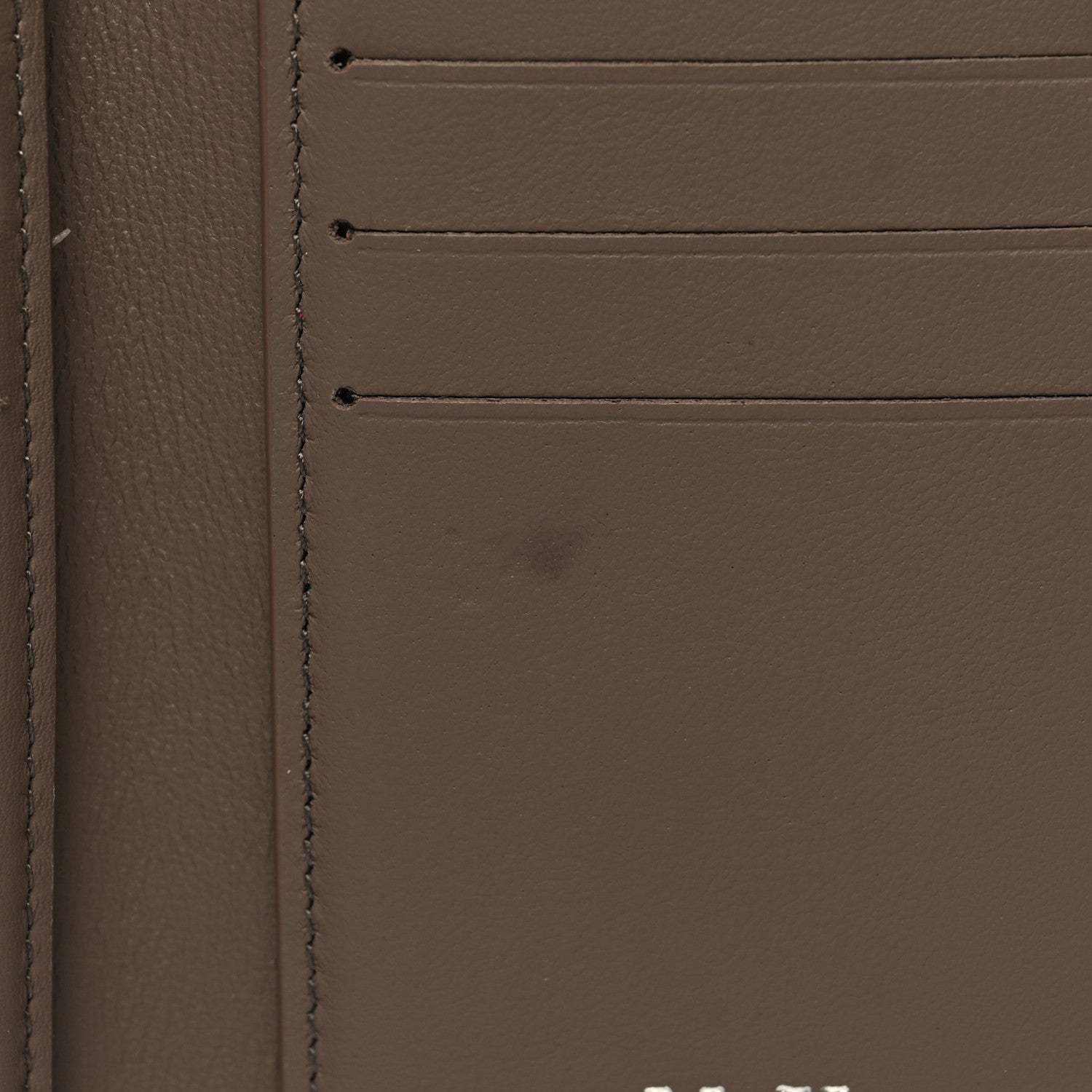 Louis Vuitton Taurillon Capucines Compact Wallet Magnolia 9 of 11