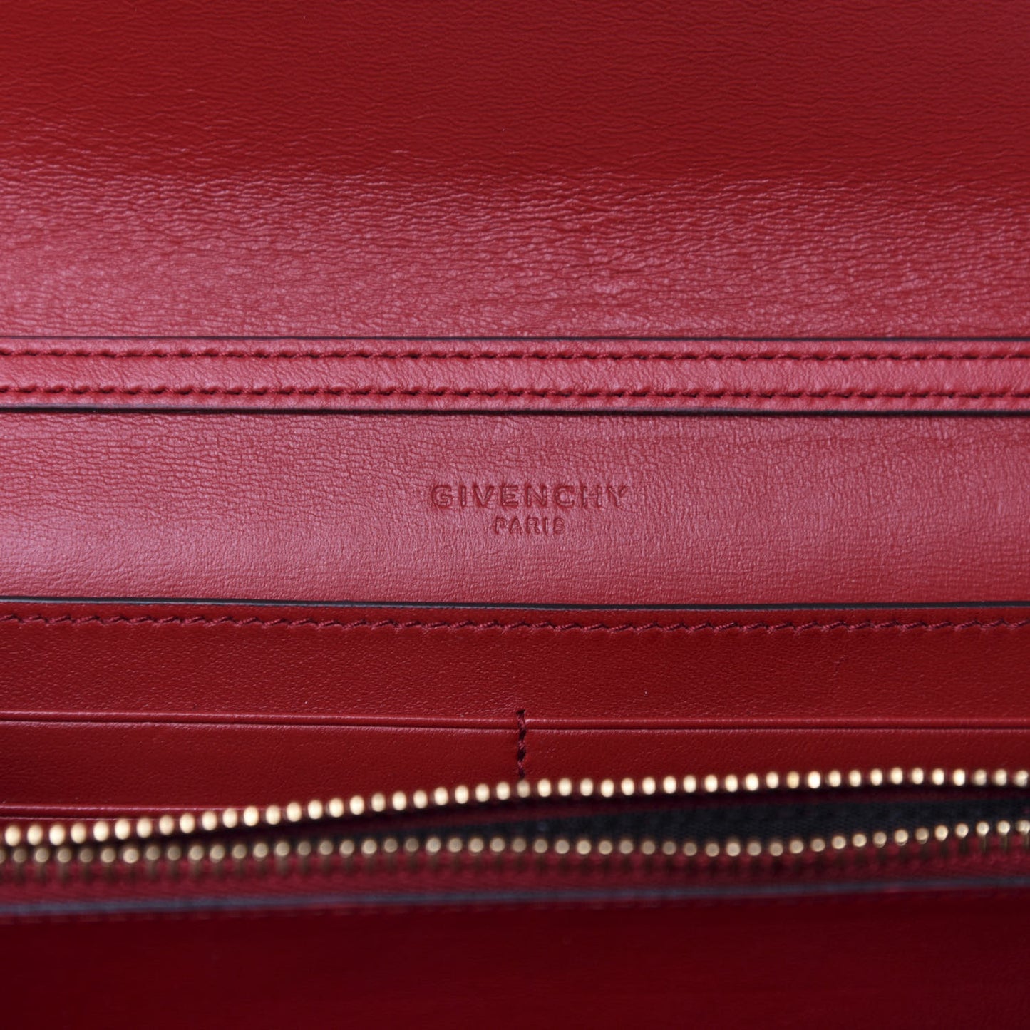 Goatskin Quilted GV3 Chain Wallet Vermillon