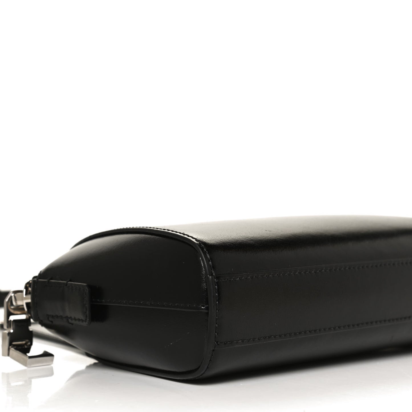 Box Calfskin Antigona U Crossbody Bag Black