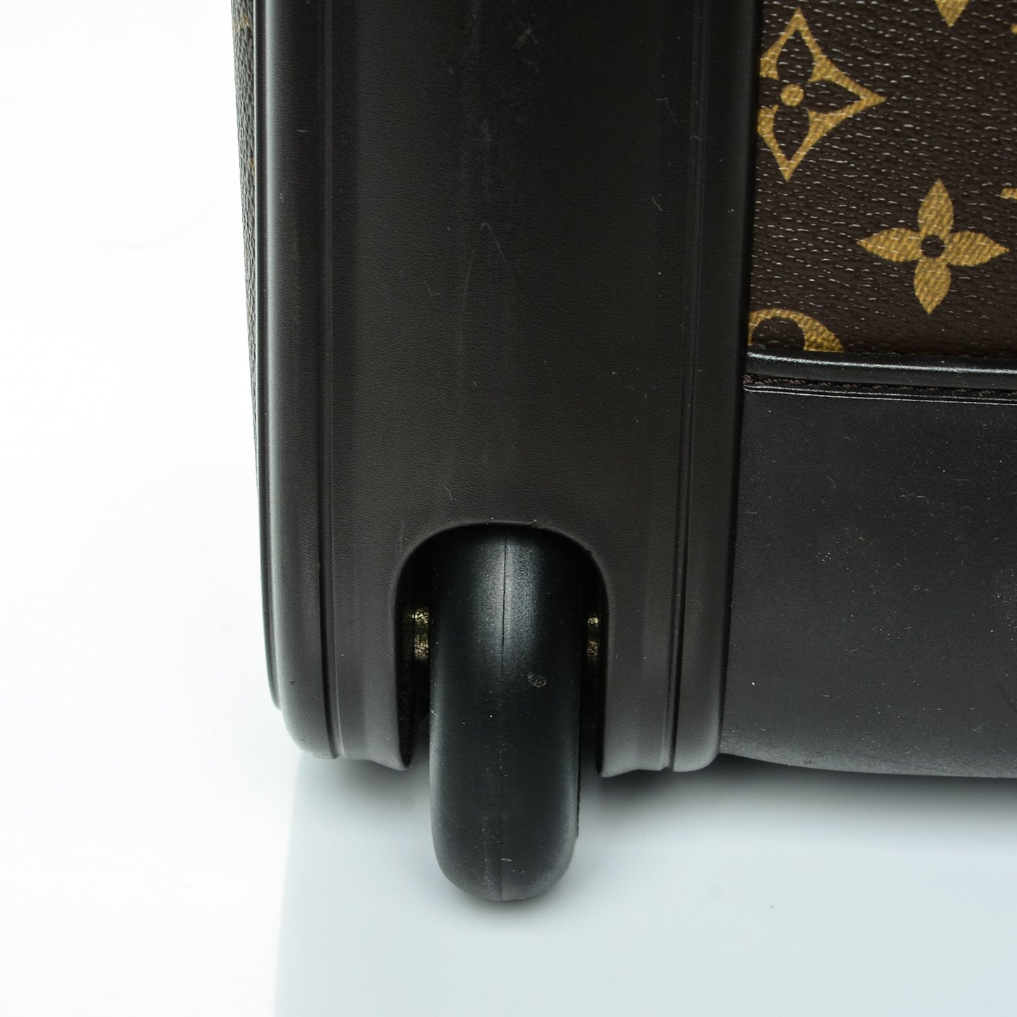Monogram Eole 50