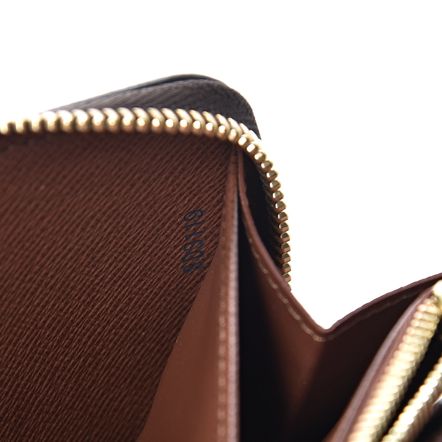Louis Vuitton Monogram Zippy Wallet 6 of 8