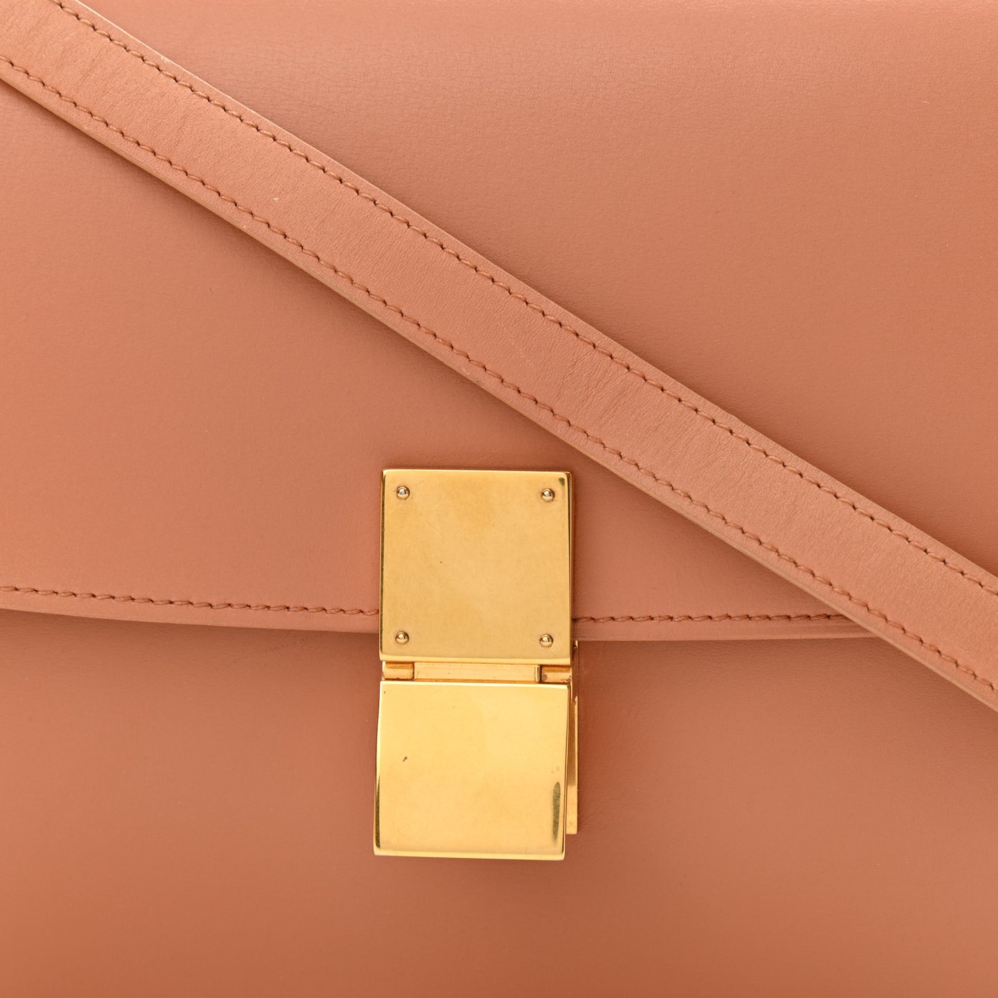 Box Calfskin Medium Classic Box Flap Bag Nude