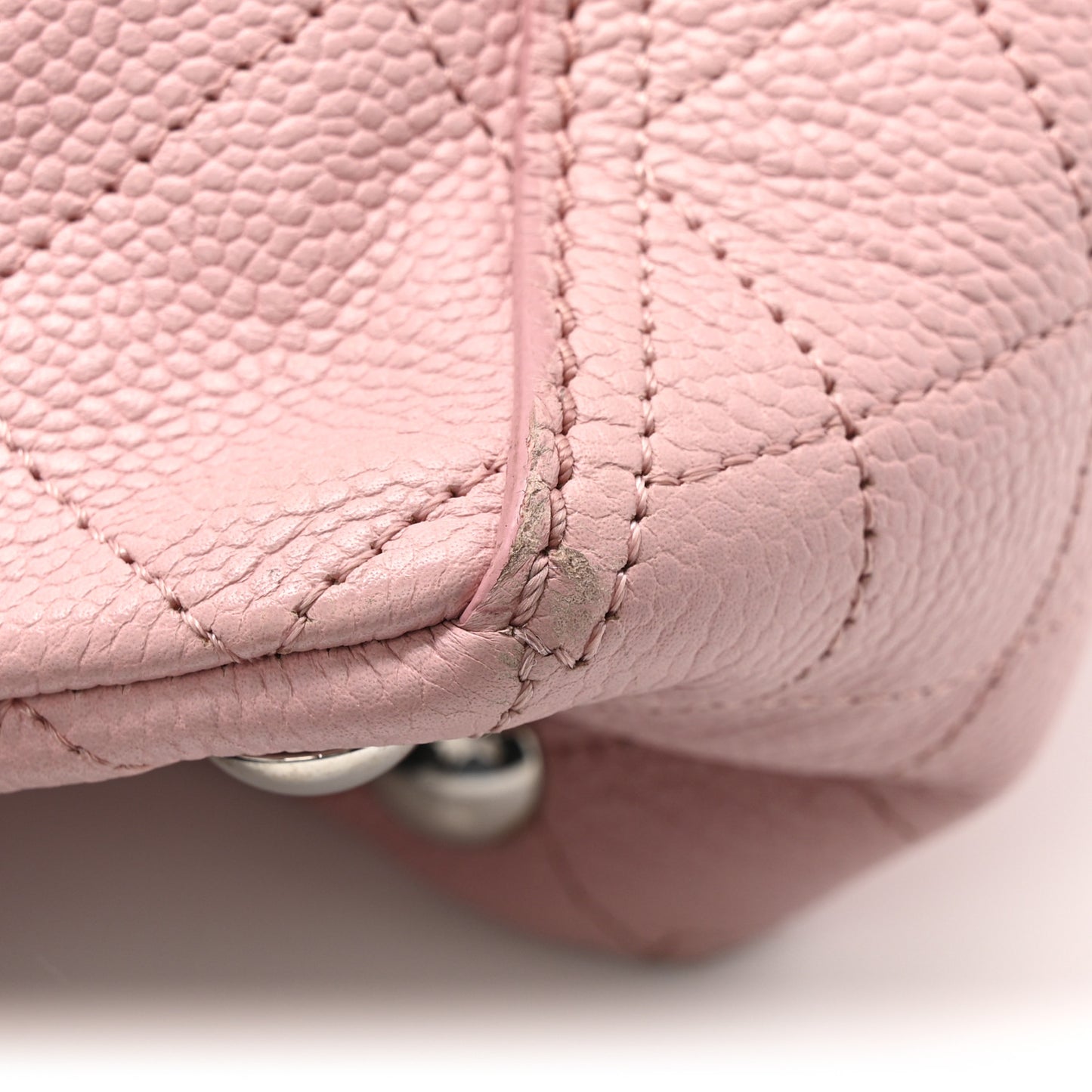 Caviar Stitched Medium CC Pocket Hobo Pink
