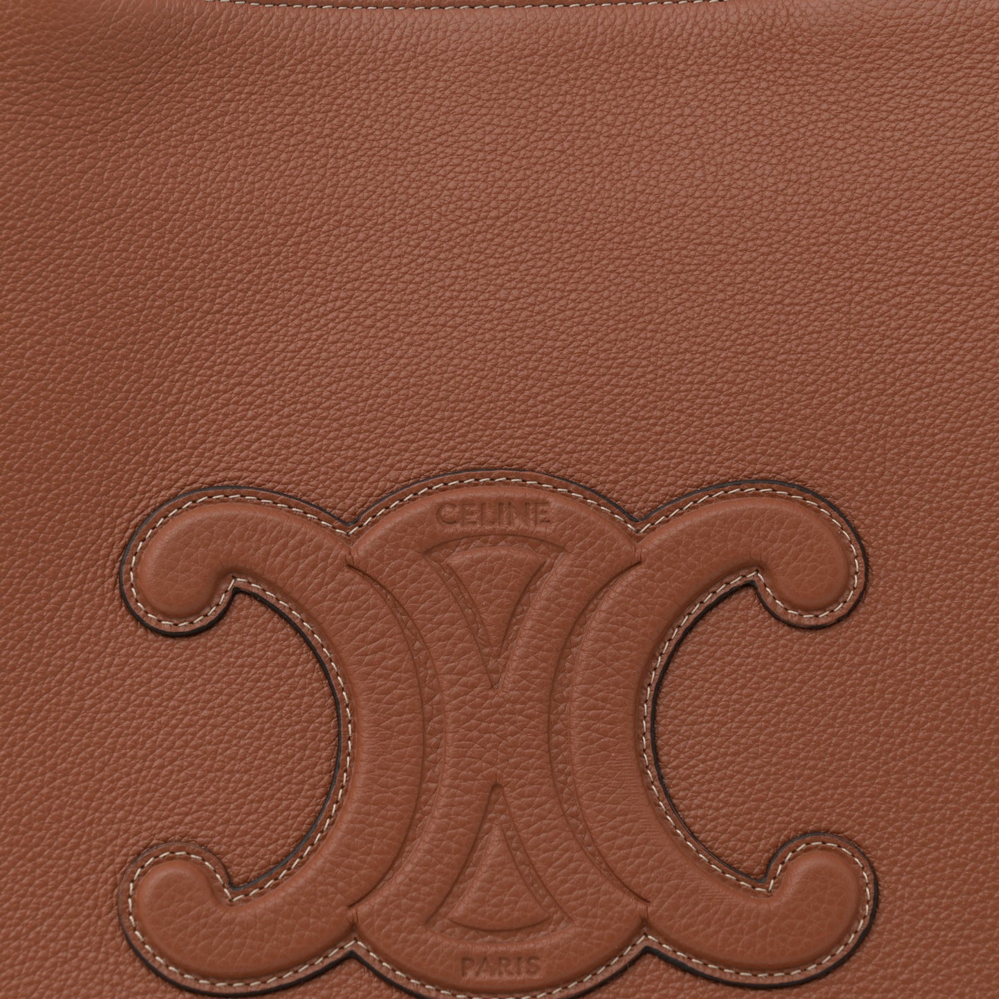 Grained Calfskin Triomphe Medium Cabas Anais Tan